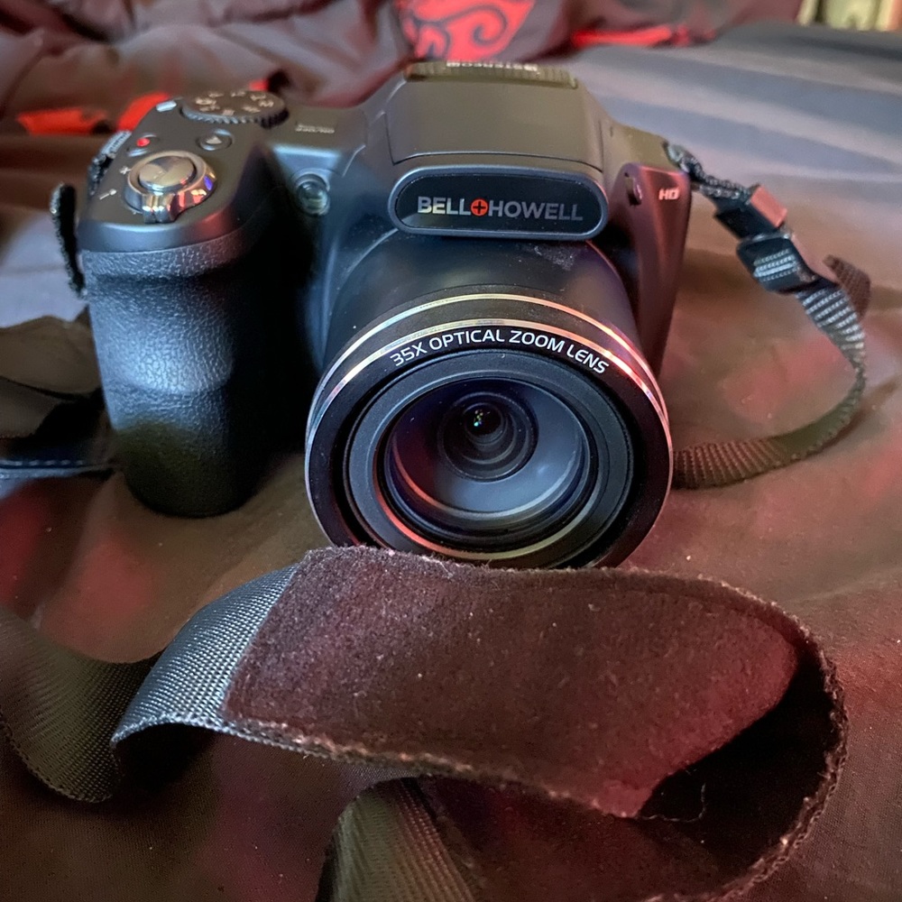 Bell Howell One Lens Camera